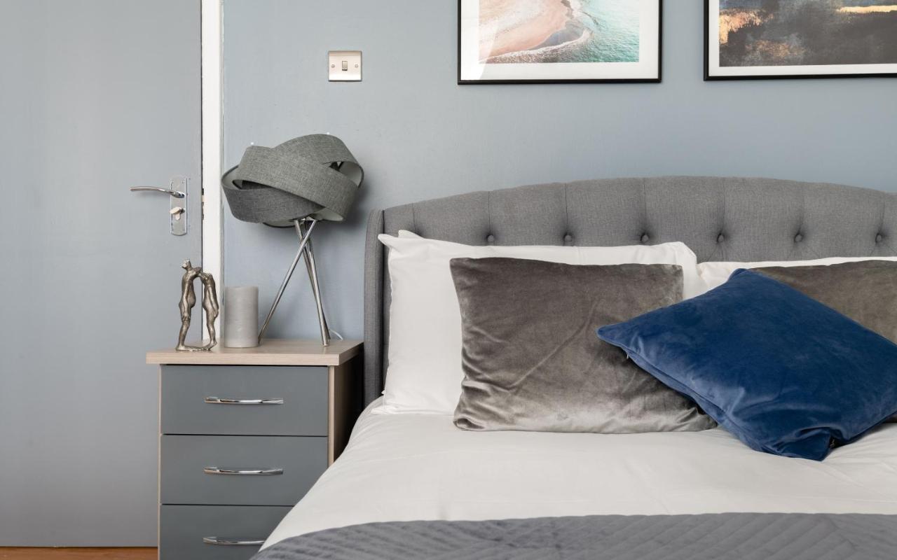 Spacious And Modern 4 Bed Apartment Next To Borough Station London Exterior photo